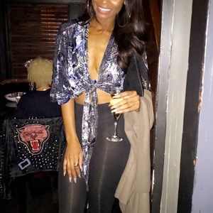 Suede iridescent knot top